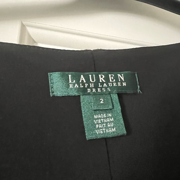 Lauren by Ralph Lauren. Bundle of 3 knee-length jersey dresses. Size US 2. - Picture 9 of 11